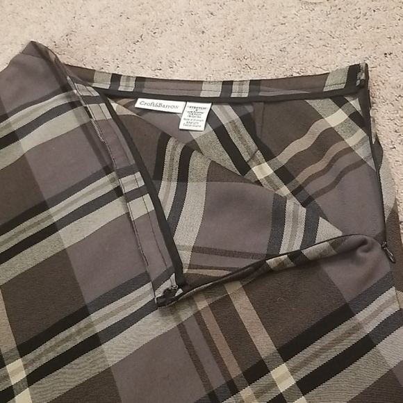 Croft&Barrow plaid A-line skirt - Picture 3 of 6